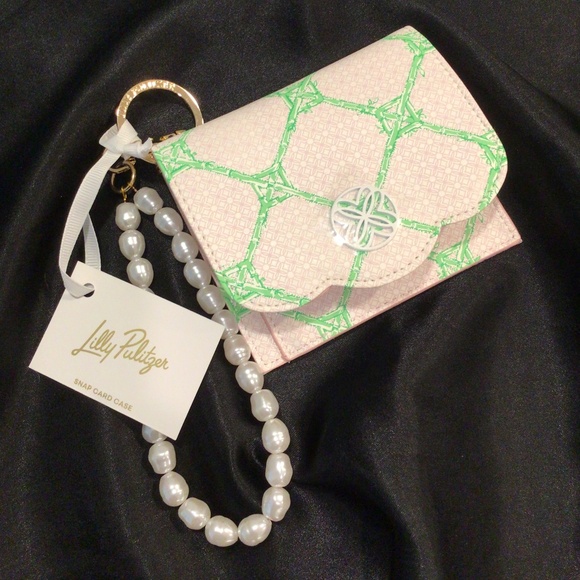 Lilly Pulitzer Accessories - Lilly Pulitzer Keyring Cash Pocket